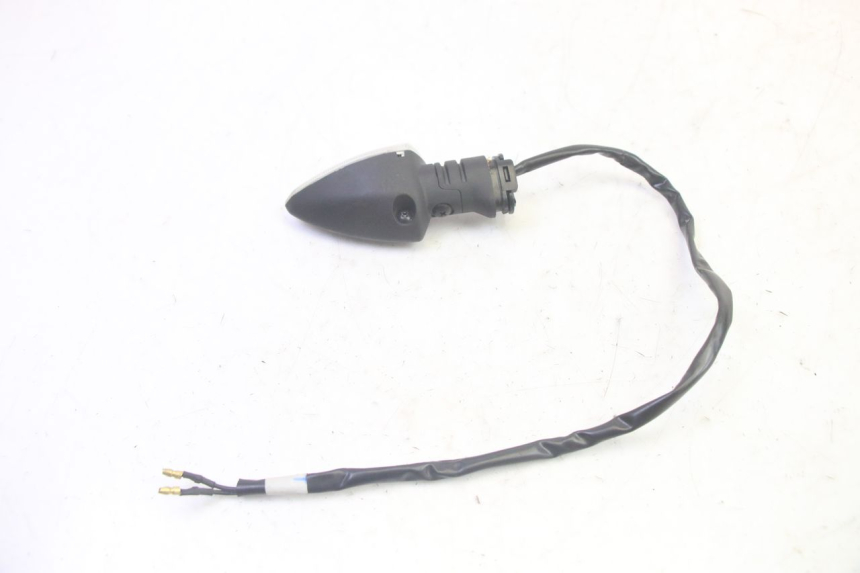 photo de LEWY TYLNY KIERUNKOWSKAZ YAMAHA TRICITY 300 (2020 - 2024) - Inny kąt widzenia