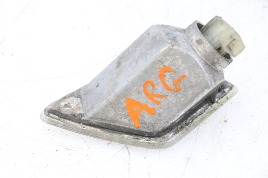 photo de LEWY TYLNY KIERUNKOWSKAZ PIAGGIO VESPA GTS SUPER IE 125 (2009 - 2016) - Punkty mocowania