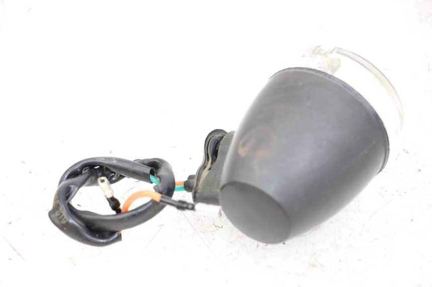 photo de LEWY TYLNY KIERUNKOWSKAZ SYM X-PRO 4T 50 (2014 - 2021) - Inny kąt widzenia