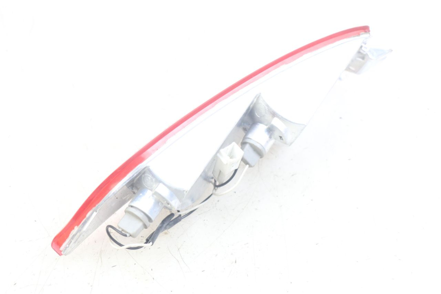 photo de LEWY TYLNY KIERUNKOWSKAZ PIAGGIO X8 125 (2004 - 2007) - Stan powierzchni