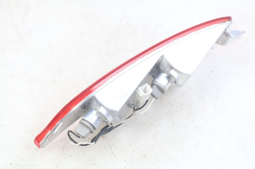 photo de LEWY TYLNY KIERUNKOWSKAZ PIAGGIO X8 125 (2004 - 2007) - Część sprawdzona