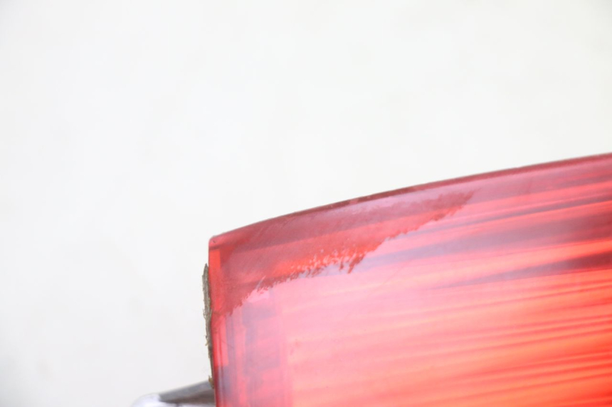 photo de LEWY TYLNY KIERUNKOWSKAZ PIAGGIO X8 125 (2004 - 2007) - Zbliżenie techniczne