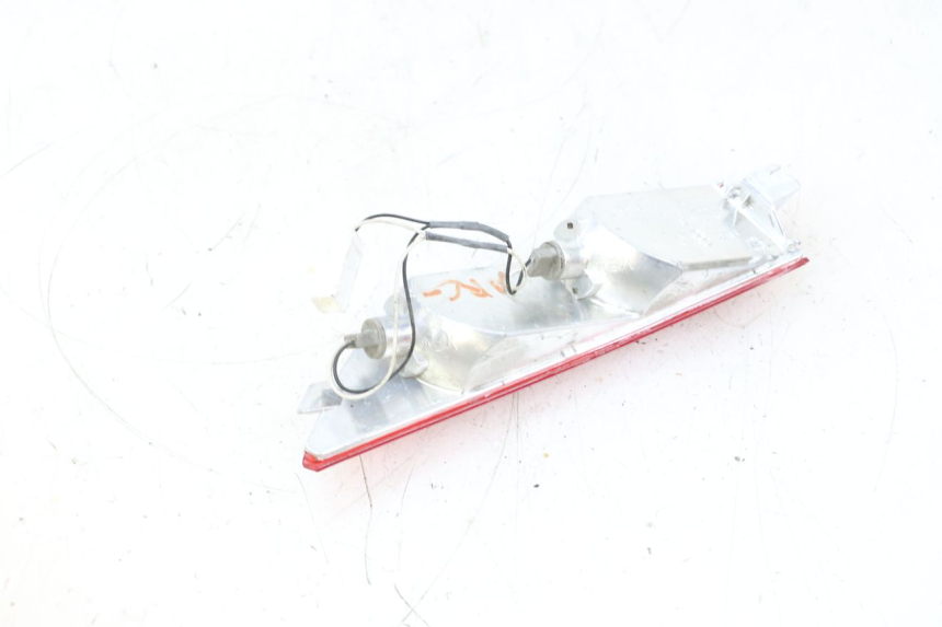 photo de LEWY TYLNY KIERUNKOWSKAZ PIAGGIO X8 125 (2004 - 2007) - Punkty mocowania