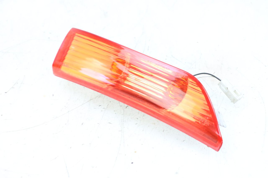 photo de LEWY TYLNY KIERUNKOWSKAZ PIAGGIO X8 125 (2004 - 2007) - Część sprawdzona