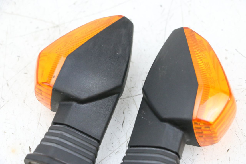 photo de KIERUNKOWSKAZ TYLNY SUZUKI GSXR GSX-R 1000 (2003 - 2004) - Widok produktu