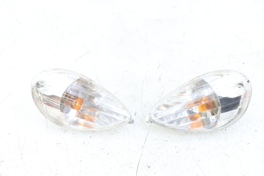 photo de KIERUNKOWSKAZ TYLNY PIAGGIO LIBERTY 125 (2009 - 2013) - Widok główny