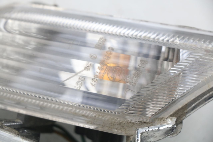 photo de KIERUNKOWSKAZ TYLNY KYMCO LIKE 2T 50 (2009 - 2018) - Zoom stanu zużycia