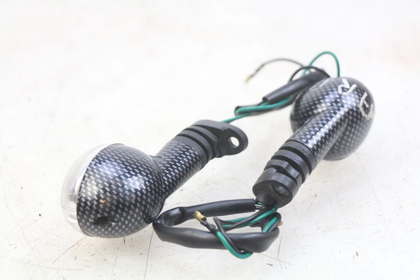 photo de KIERUNKOWSKAZ TYLNY PEUGEOT LUDIX 50 (2008 - 2017) - Zoom stanu zużycia