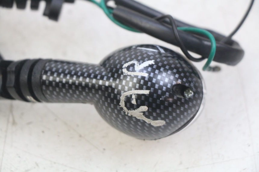 photo de KIERUNKOWSKAZ TYLNY PEUGEOT LUDIX 50 (2008 - 2017) - Inny kąt widzenia