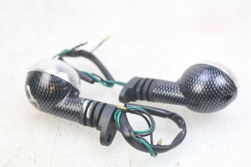 photo de KIERUNKOWSKAZ TYLNY PEUGEOT LUDIX 50 (2008 - 2017) - Stan powierzchni