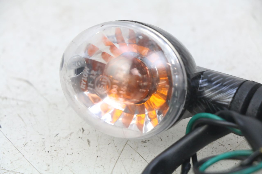 photo de KIERUNKOWSKAZ TYLNY PEUGEOT LUDIX 50 (2008 - 2017) - Oznaczenia i referencje