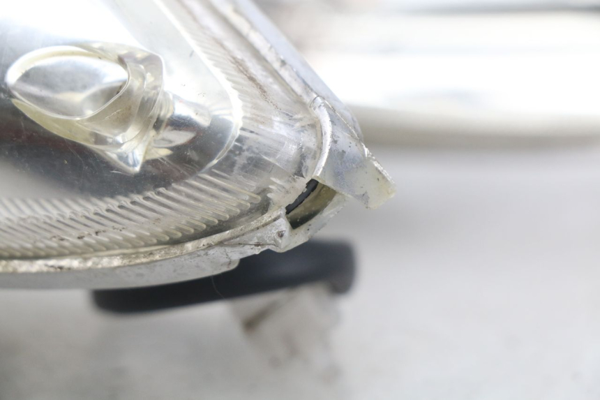 photo de KIERUNKOWSKAZ TYLNY DAELIM S4 50 (2010 - 2015) - Stan powierzchni