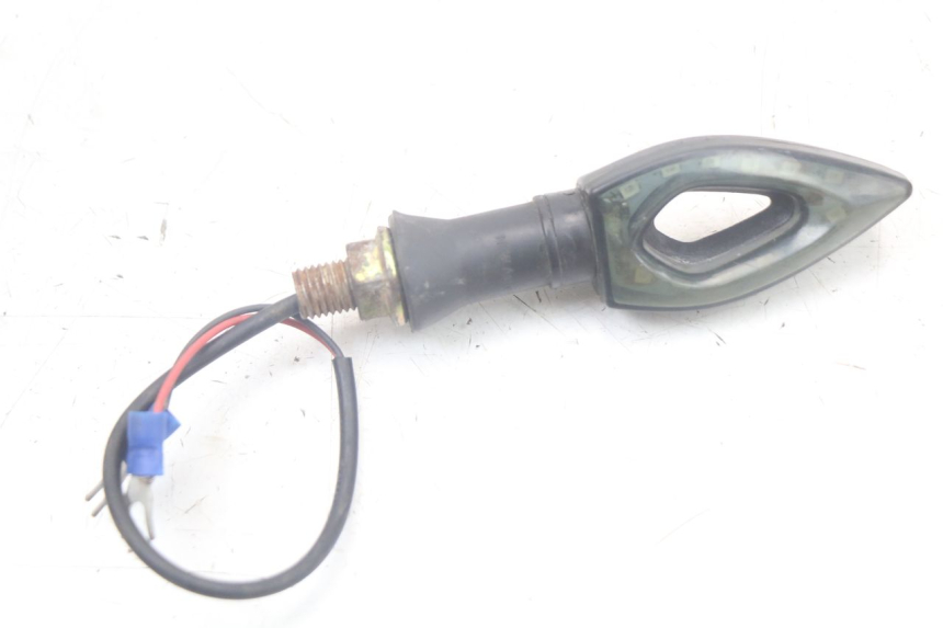 photo de KIERUNKOWSKAZ TYLNY DERBI SENDA SM X-TREME 50 (2006 - 2010) - Stan powierzchni