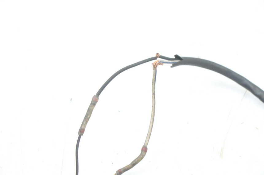 photo de KIERUNKOWSKAZ TYLNY APRILIA SR 2T 50 (2018 - 2022) - Stan powierzchni