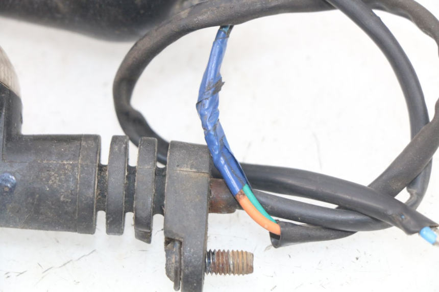 photo de KIERUNKOWSKAZ TYLNY SHINERAY XY150STE 150 - Zoom stanu zużycia