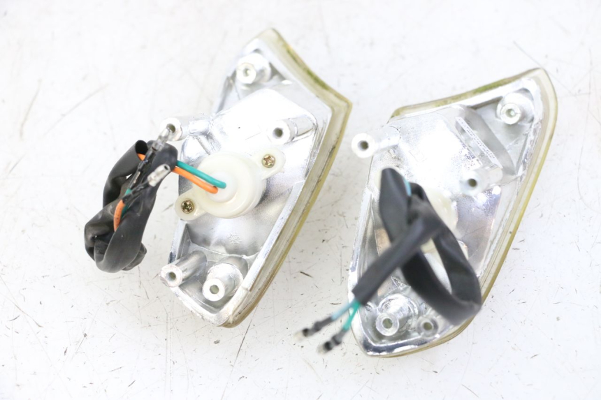 photo de KIERUNKOWSKAZ PRZEDNI KYMCO AGILITY 4T 50 (2018 - 2022) - Inny kąt widzenia