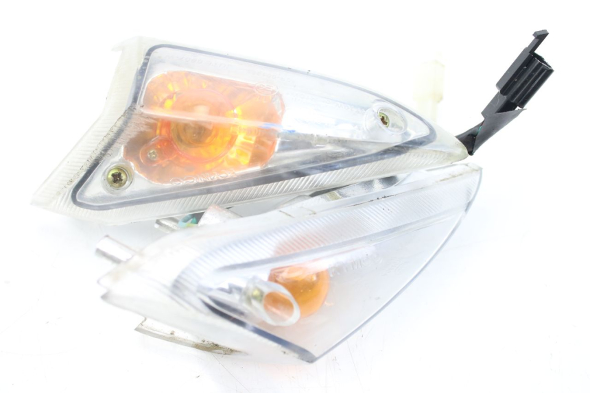 photo de KIERUNKOWSKAZ PRZEDNI KYMCO AGILITY DELIVERY 4T 50 (2018 - 2023) - Szczegół części