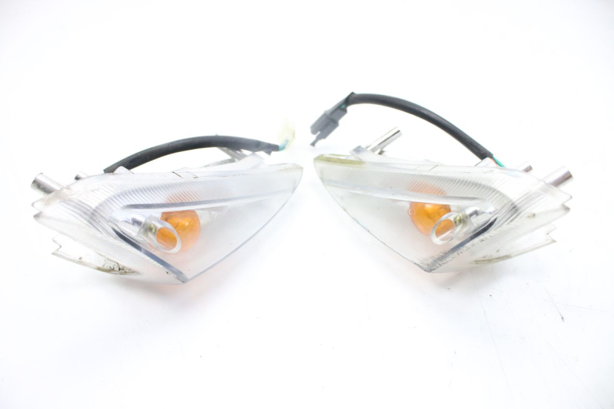 photo de KIERUNKOWSKAZ PRZEDNI KYMCO AGILITY DELIVERY 4T 50 (2018 - 2023) - Punkty mocowania