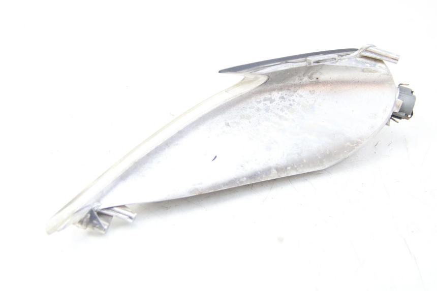 photo de KIERUNKOWSKAZ PRZEDNI APRILIA ATLANTIC 125 (2003 - 2009) - Stan powierzchni