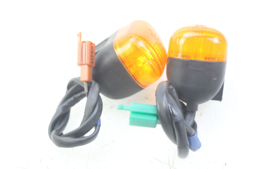 photo de KIERUNKOWSKAZ PRZEDNI YAMAHA BW'S BWS 125 (2010 - 2013) - Szczegół części