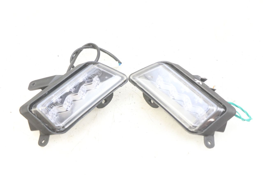 photo de KIERUNKOWSKAZ PRZEDNI ORCAL CAVARO 4T 50 (2019 - 2023) - Widok główny