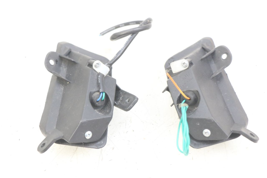 photo de KIERUNKOWSKAZ PRZEDNI ORCAL CAVARO 4T 50 (2019 - 2023) - Zbliżenie techniczne