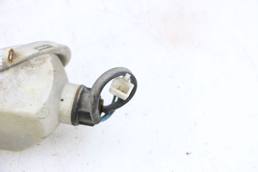 photo de KIERUNKOWSKAZ PRZEDNI PRAWY KYMCO AGILITY CITY 4T 50 (2008 - 2016) - Zbliżenie techniczne