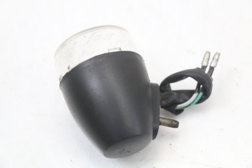 photo de KIERUNKOWSKAZ PRZEDNI PRAWY KYMCO AGILITY PREMIUM 50 (2007 - 2010) - Zoom stanu zużycia