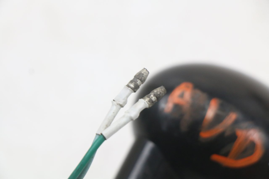 photo de KIERUNKOWSKAZ PRZEDNI PRAWY KYMCO AGILITY RS 4T 50 (2009 - 2013) - Zbliżenie techniczne