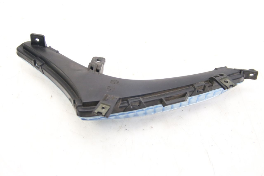 photo de KIERUNKOWSKAZ PRZEDNI PRAWY ECCITY ARTELEC 670 1 (2013 - 2017) - Zoom stanu zużycia