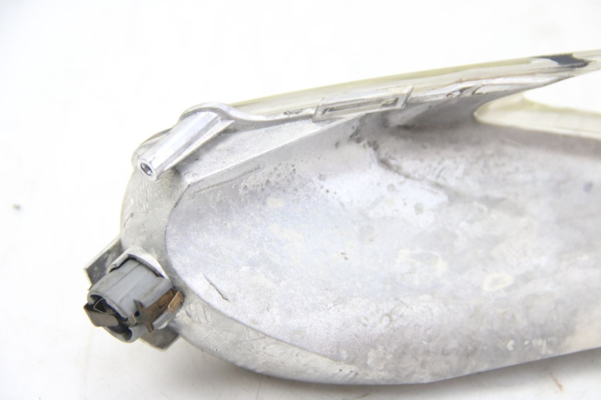 photo de KIERUNKOWSKAZ PRZEDNI PRAWY APRILIA ATLANTIC 500 (2002 - 2003) - Oznaczenia i referencje