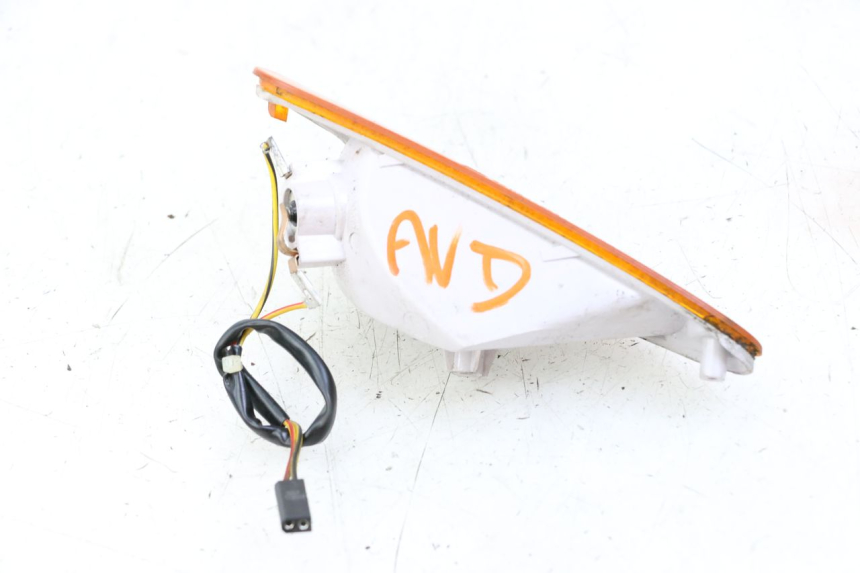 photo de KIERUNKOWSKAZ PRZEDNI PRAWY BMW C1 125 (2000 - 2003) - Widok ogólny