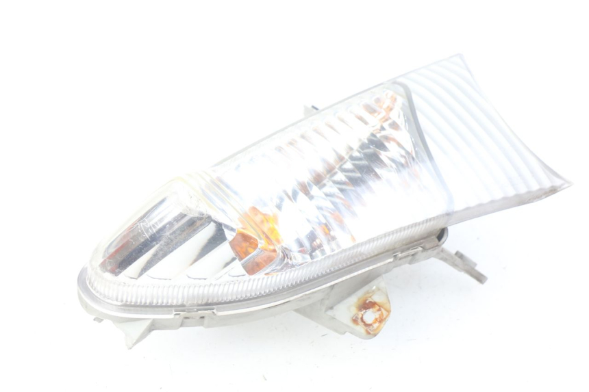 photo de KIERUNKOWSKAZ PRZEDNI PRAWY SUZUKI BURGMAN 125 (2007 - 2014) - Widok główny