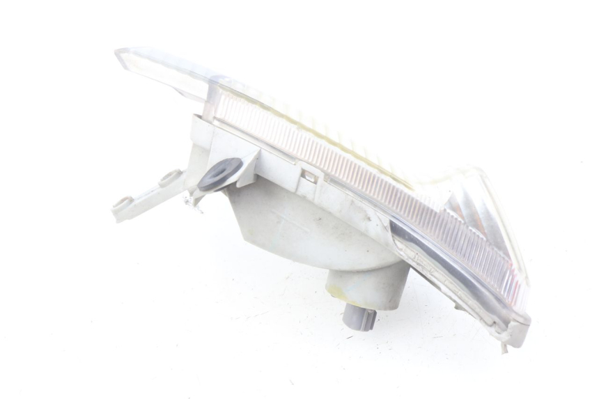 photo de KIERUNKOWSKAZ PRZEDNI PRAWY SUZUKI BURGMAN 125 (2007 - 2014) - Stan powierzchni