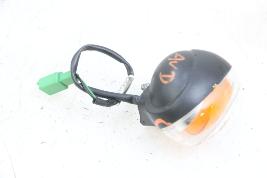 photo de KIERUNKOWSKAZ PRZEDNI PRAWY YAMAHA BW'S EASY 50 (2013 - 2016) - Zoom stanu zużycia