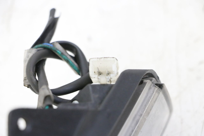 photo de KIERUNKOWSKAZ PRZEDNI PRAWY ORCAL CAVARO 4T 50 (2019 - 2023) - Inny kąt widzenia