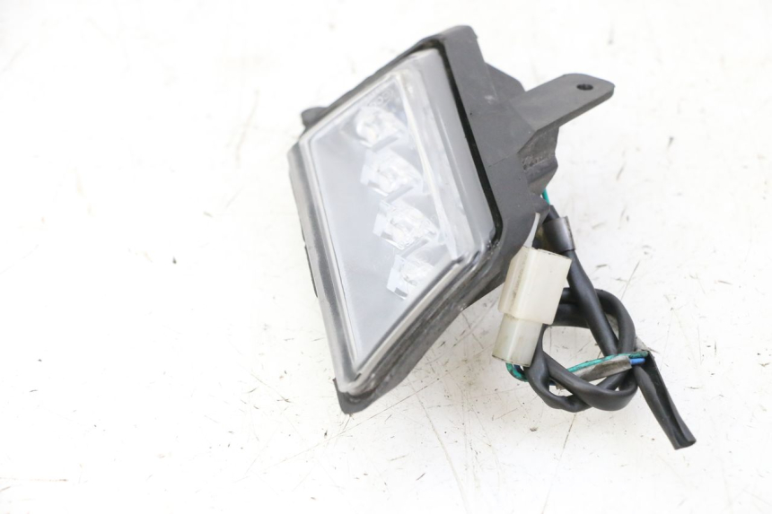 photo de KIERUNKOWSKAZ PRZEDNI PRAWY ORCAL CAVARO 4T 50 (2019 - 2023) - Punkty mocowania