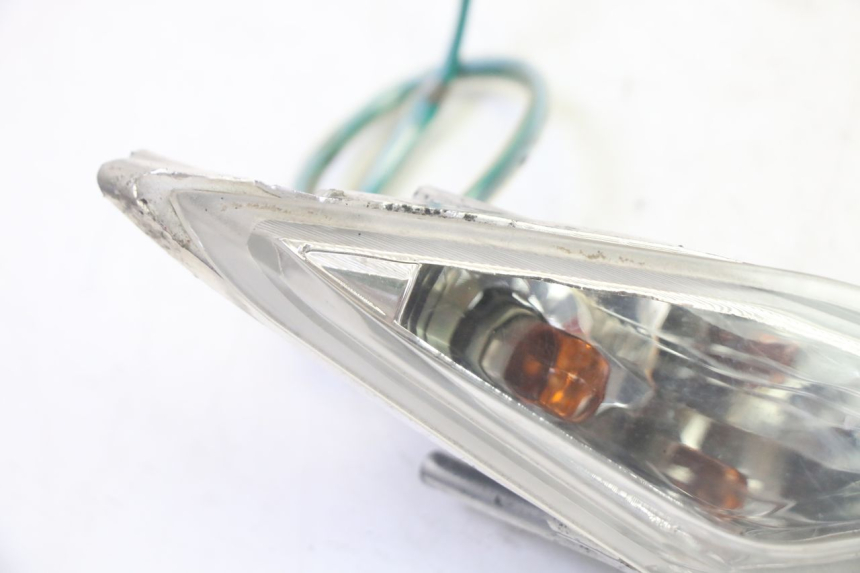 photo de KIERUNKOWSKAZ PRZEDNI PRAWY SYM CROX 4T 50 (2016 - 2023) - Szczegół części