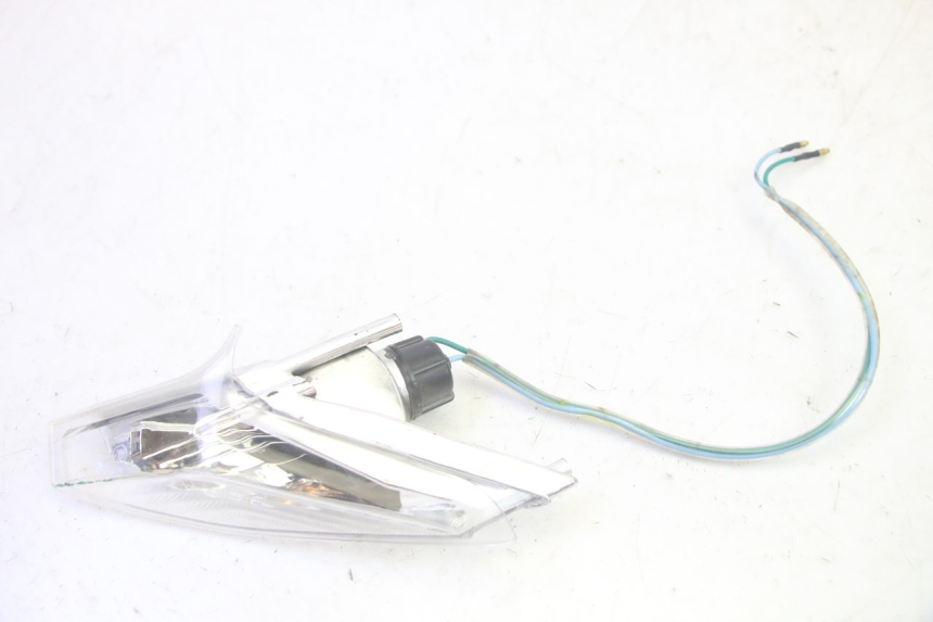 photo de KIERUNKOWSKAZ PRZEDNI PRAWY SYM CROX 4T 50 (2016 - 2023) - Zoom stanu zużycia