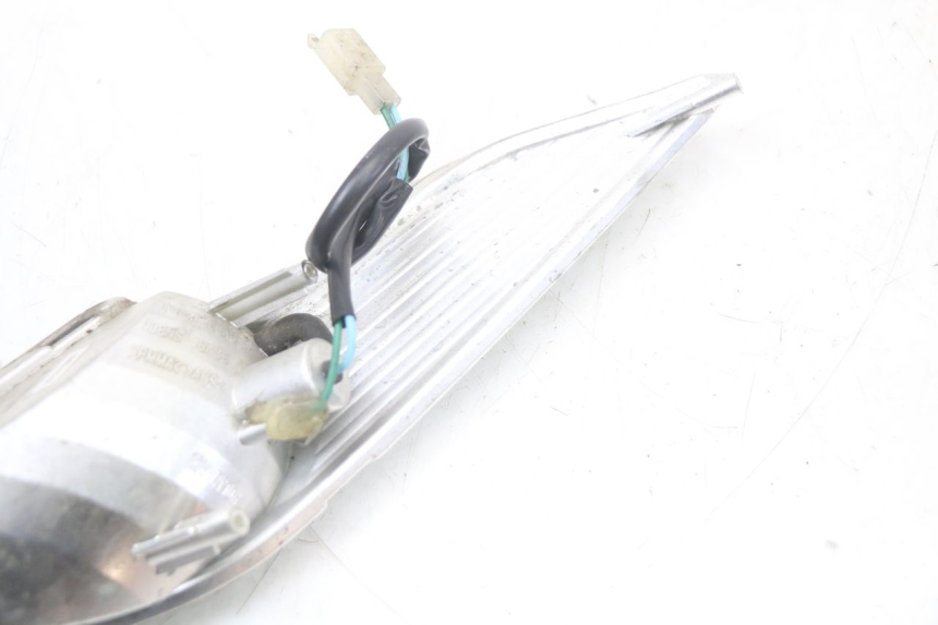 photo de KIERUNKOWSKAZ PRZEDNI PRAWY KYMCO DINK 4T 50 (2007 - 2018) - Oznaczenia i referencje