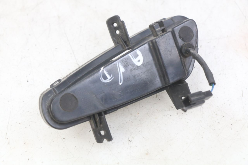 photo de KIERUNKOWSKAZ PRZEDNI PRAWY PEUGEOT DJANGO 4T 50 (2014 - 2019) - Zbliżenie techniczne