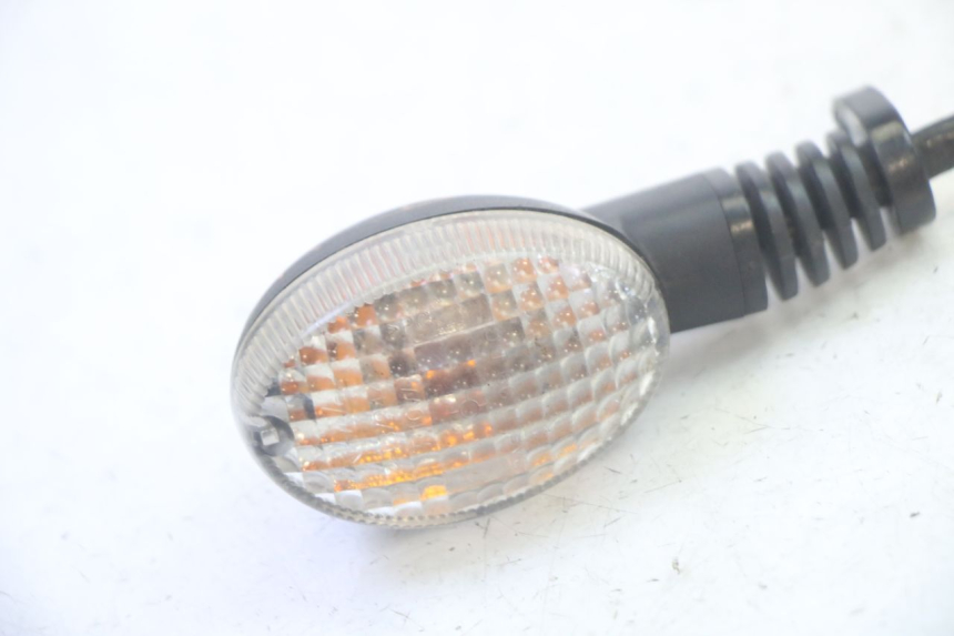 photo de KIERUNKOWSKAZ PRZEDNI PRAWY SUZUKI DL V STROM 1000 (2002 - 2007) - Zoom stanu zużycia