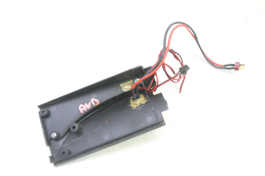 photo de KIERUNKOWSKAZ PRZEDNI PRAWY URBANGLIDE E-CROSS PRO 1 - Punkty mocowania