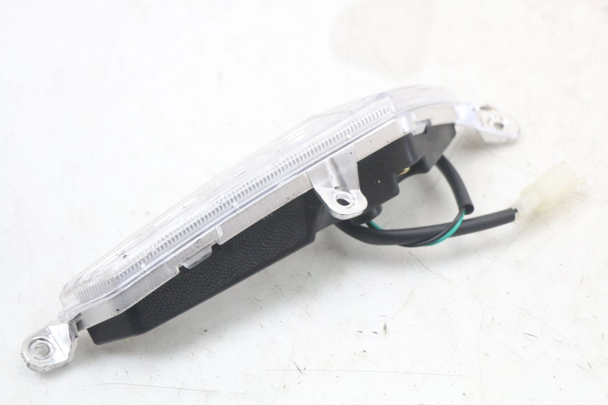 photo de PRAWY PRZEDNI KIERUNKOWSKAZ WAYSCRAL E-START 1 (2018 - 2022) - Zbliżenie techniczne