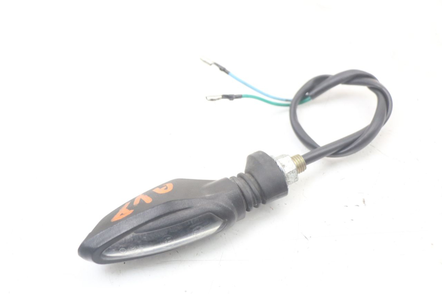 photo de KIERUNKOWSKAZ PRZEDNI PRAWY EBROH BRAVO GLE 1 (2020 - 2024) - Widok główny