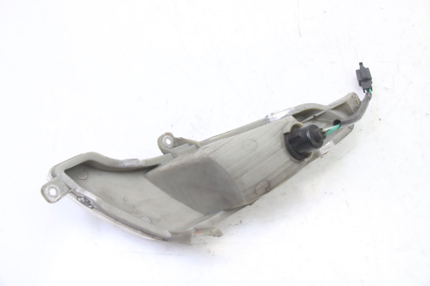 photo de KIERUNKOWSKAZ PRZEDNI PRAWY SYM FIDDLE 2 S 125 (2012 - 2014) - Inny kąt widzenia