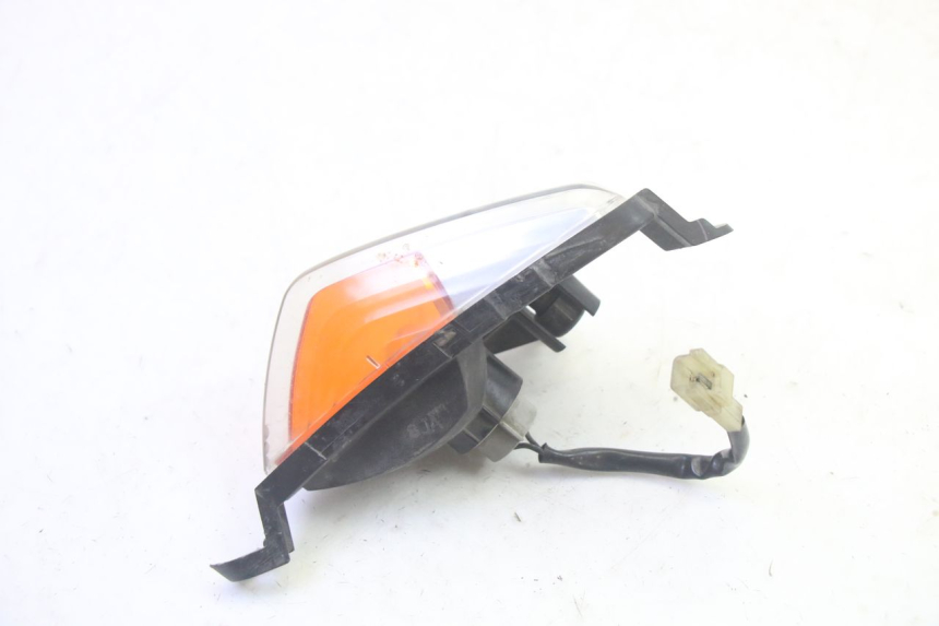 photo de KIERUNKOWSKAZ PRZEDNI PRAWY YAMAHA FJR ABS 1300 (2006 - 2012) - Inny kąt widzenia