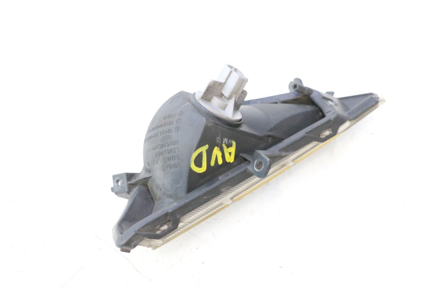 photo de KIERUNKOWSKAZ PRZEDNI PRAWY HONDA FJS SILVER WING SILVERWING 400 (2005 - 2008) - Inny kąt widzenia