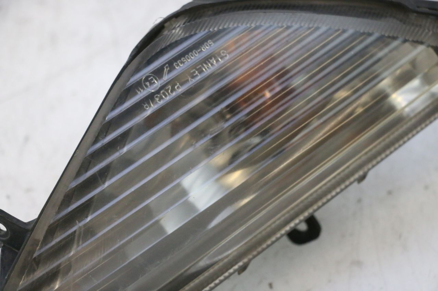 photo de KIERUNKOWSKAZ PRZEDNI PRAWY HONDA FJS SILVER WING SILVERWING 400 (2005 - 2008) - Punkty mocowania