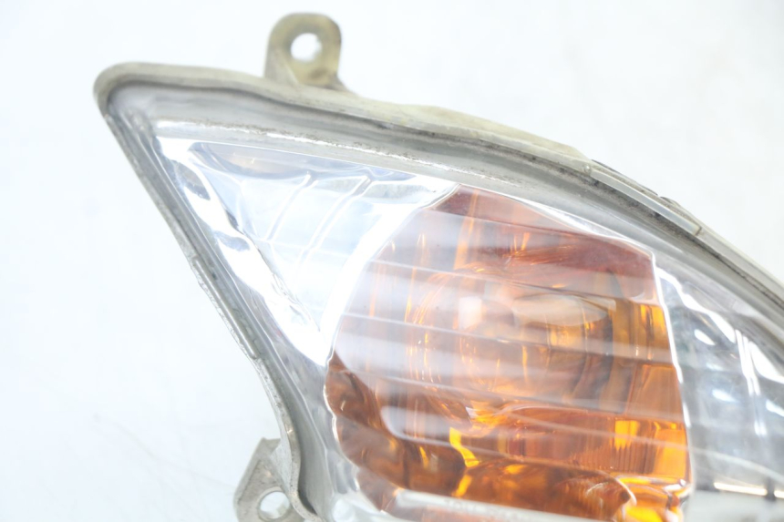 photo de KIERUNKOWSKAZ PRZEDNI PRAWY MBK FLAME X 125 (2004 - 2007) - Zoom stanu zużycia